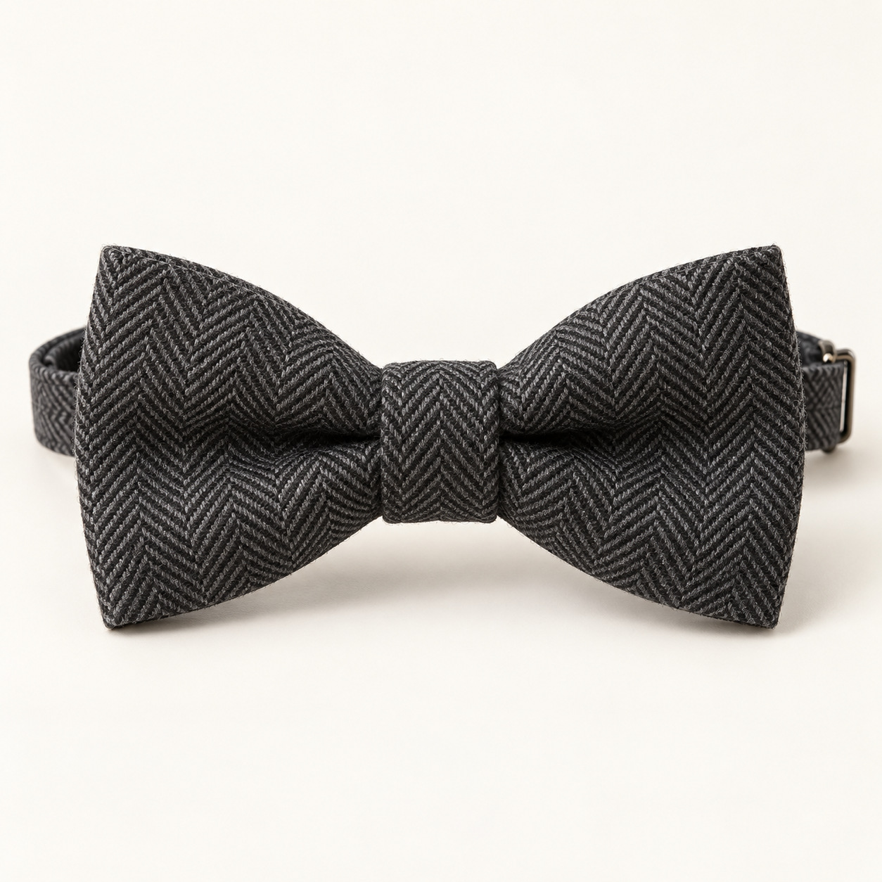 Gray wool blend pre-tied bow tie