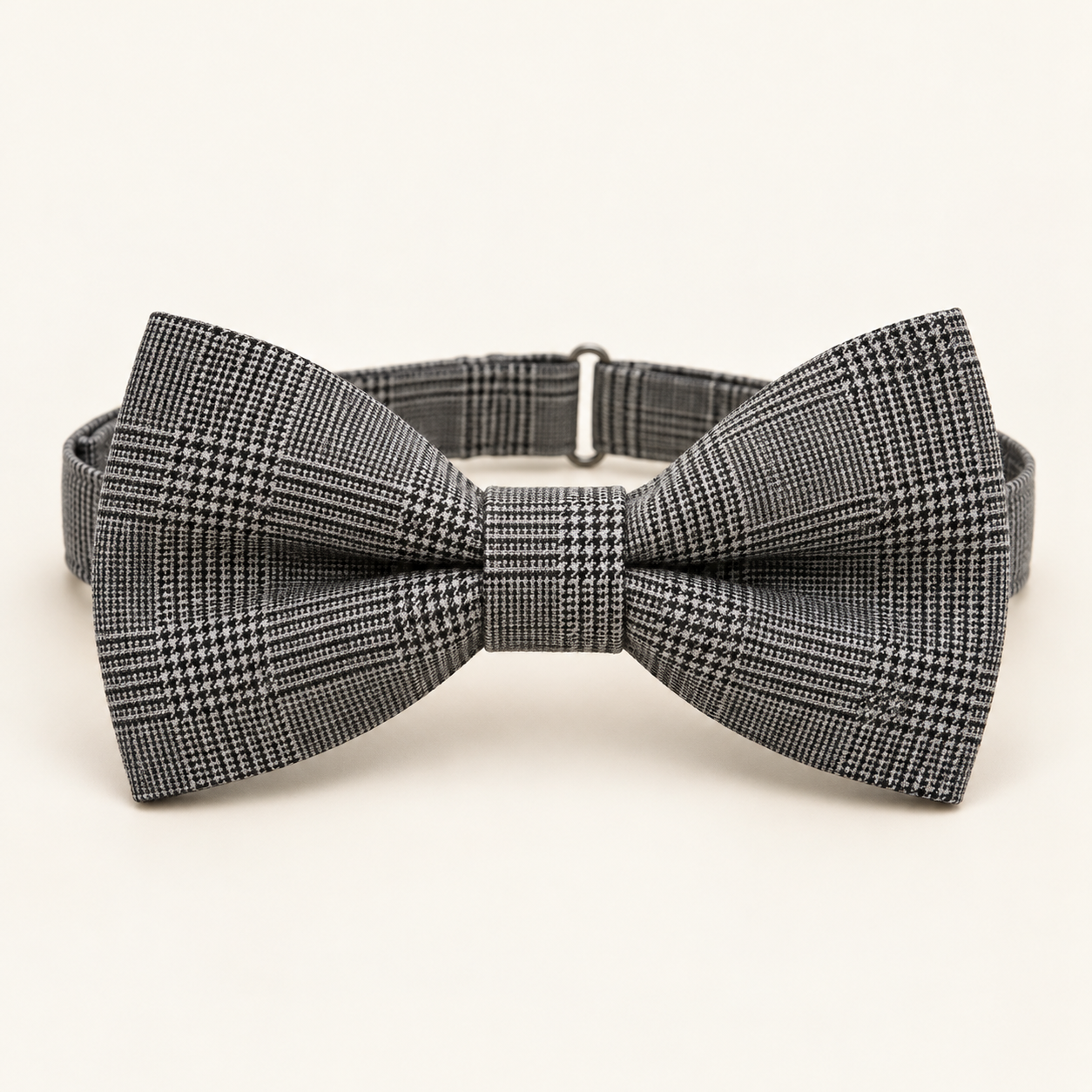 Gray cotton pre-tied bow tie